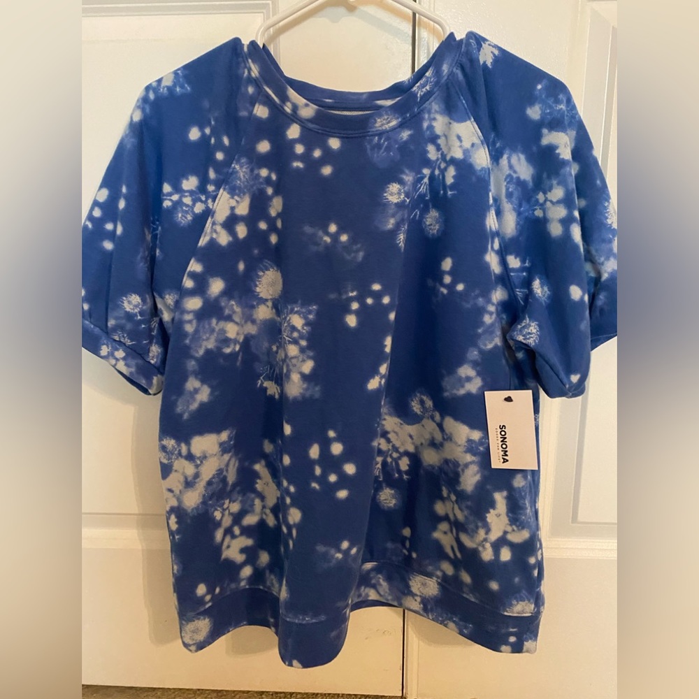 Super cute Sonoma top NWT